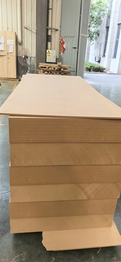 MDF 2100X2800X2,2mm